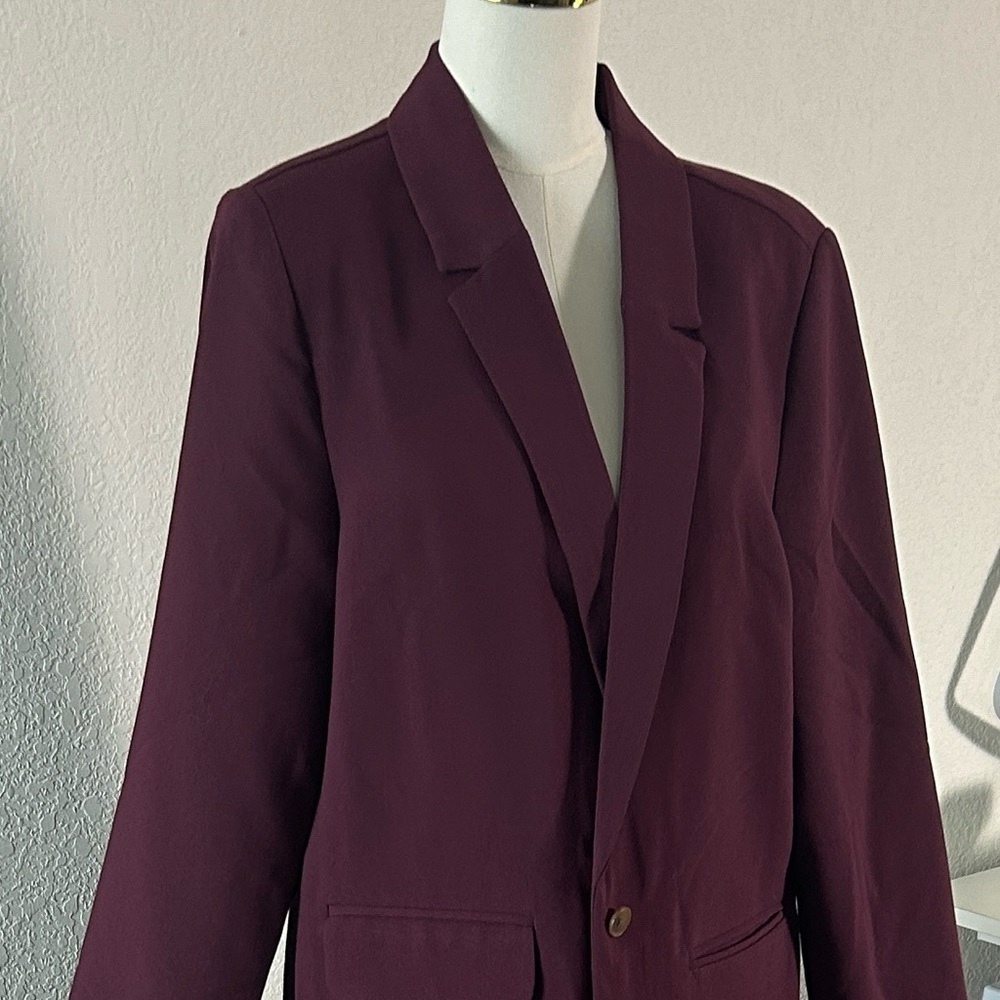 Classic Burgundy Women’s Large Blazer